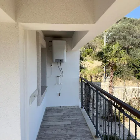 Valinor アパート