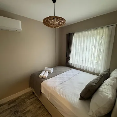 Valinor Βουρλά