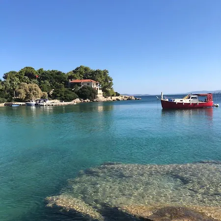 Valinor Διαμέρισμα Βουρλά