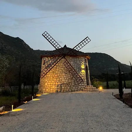 Valinor Διαμέρισμα Βουρλά